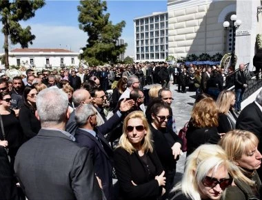 Το τελευταίο «αντίο» στον Στέλιο Σκλαβενίτη (φωτό)